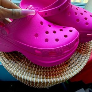 Pink Bae Crocs 💕💕💕💕 GREAT CONDITION